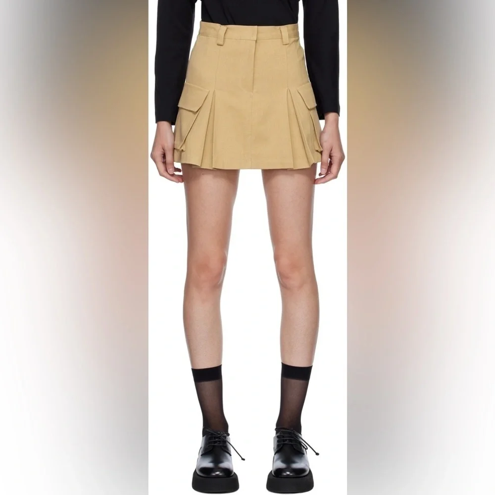 The Frankie Shop Tan Pleated Mini Skirt with Pockets size Medium